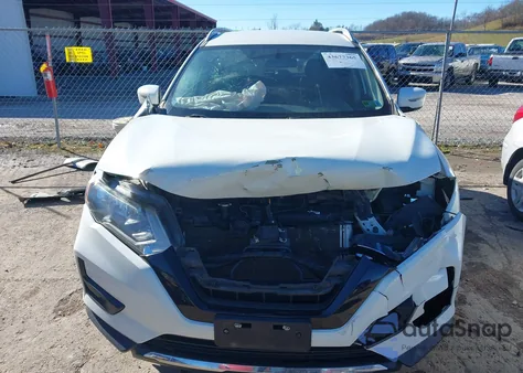 2017 Nissan Rogue Sv z USA, uszkodzony, nr VIN 5N1AT2MV0HC891510